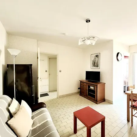 T2 - 3 Pers, Front De Mer, Ascenseur - Fr-1-794-117 Apartment *